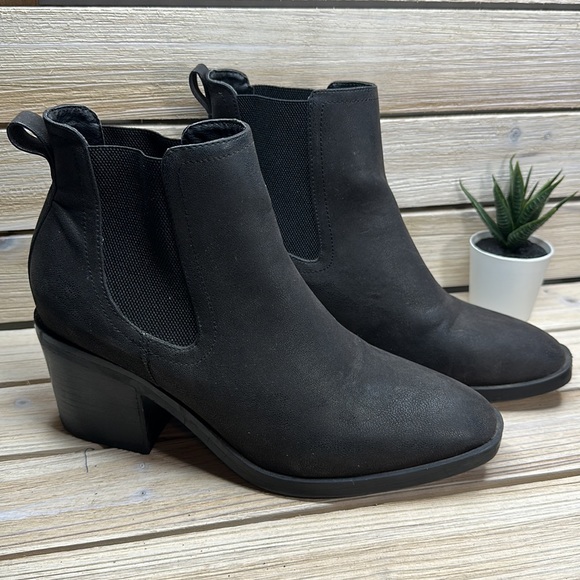 MIA Vegan Block Heel Pull On Bootie Size 8.5 - Picture 7 of 8